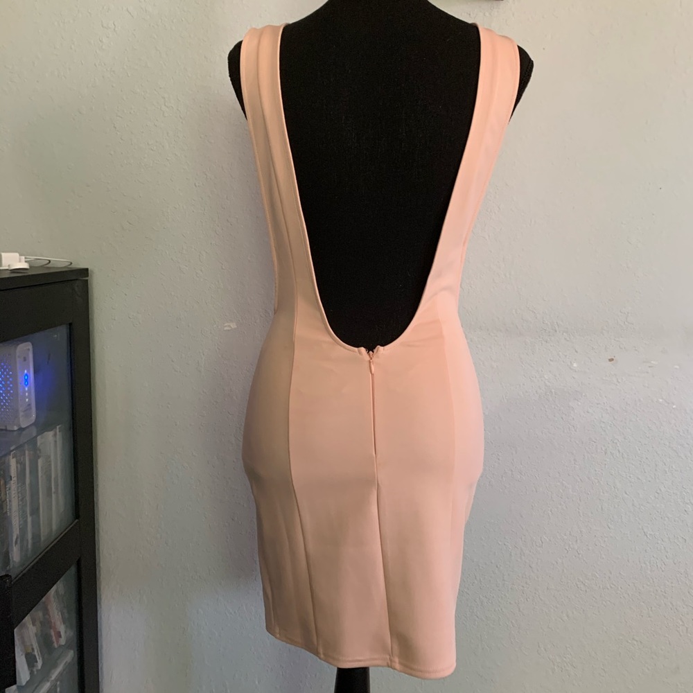 π€ Extreme plunge party dress - Picture 6 of 9